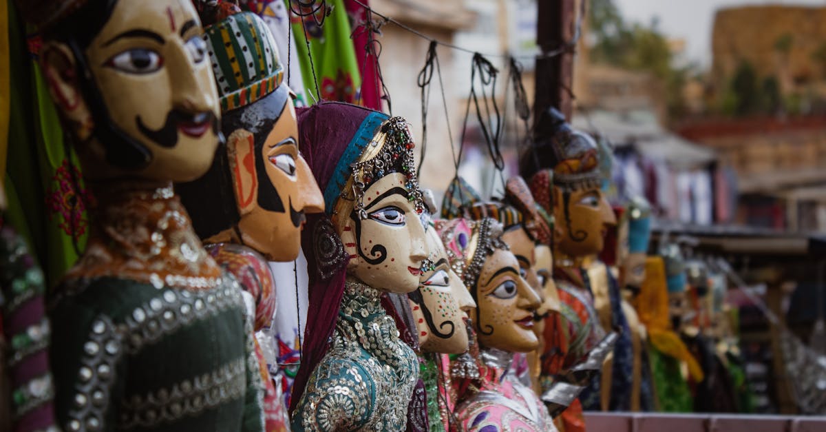 découvrez le folk art : un art populaire riche en couleurs et en traditions, reflétant l’expression authentique des cultures du monde à travers des objets artisanaux uniques et inspirants.